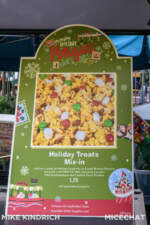 Disneyland_Popcorn Cart_Holiday Treats Mix-In (1 of 1)