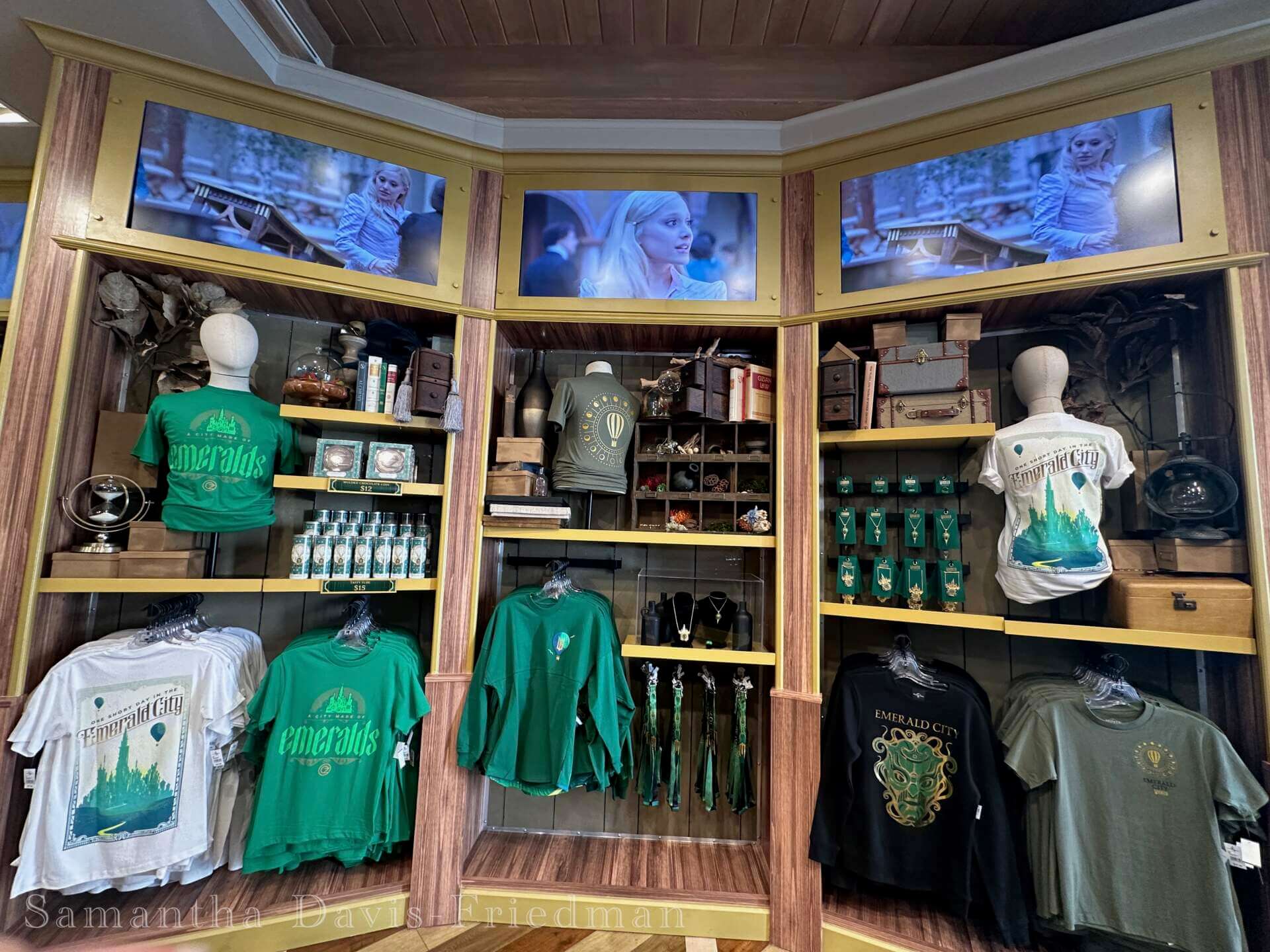 Wicked, Universal Hollywood is Feeling Wicked with Special Food, Merch & More!