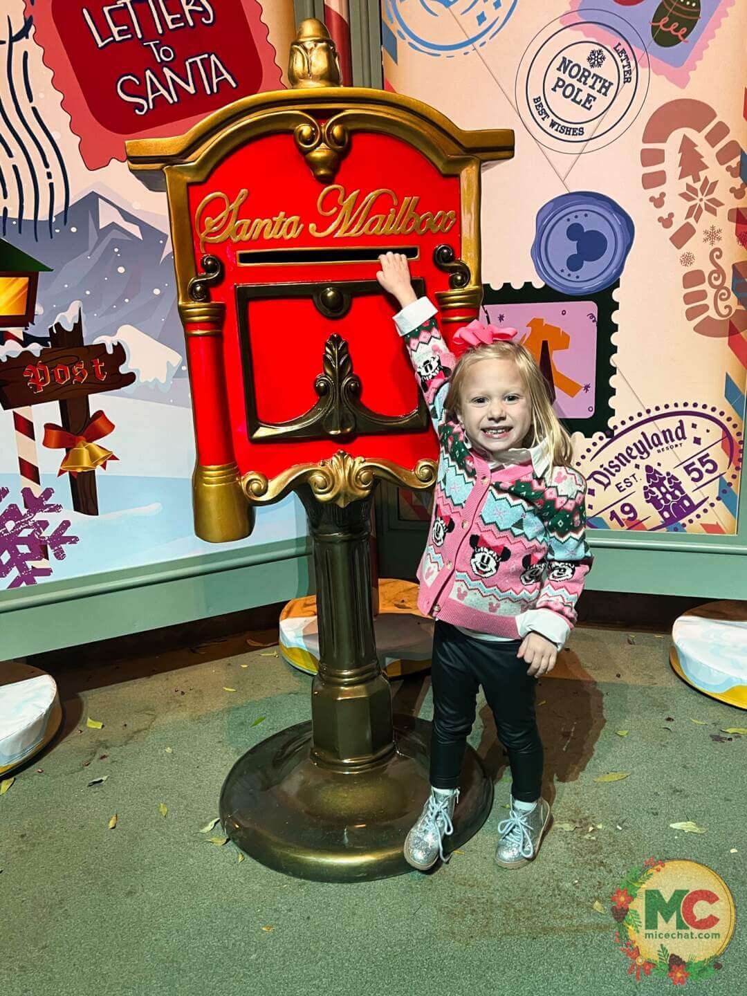 , DISNEYLAND UPDATE: Walls Tumble Down, Holidays Unwrap & the Bayou Debuts!