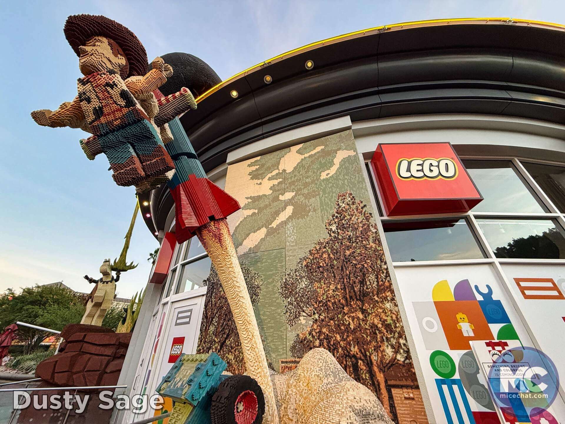 , DISNEYLAND UPDATE: Walls Tumble Down, Holidays Unwrap & the Bayou Debuts!
