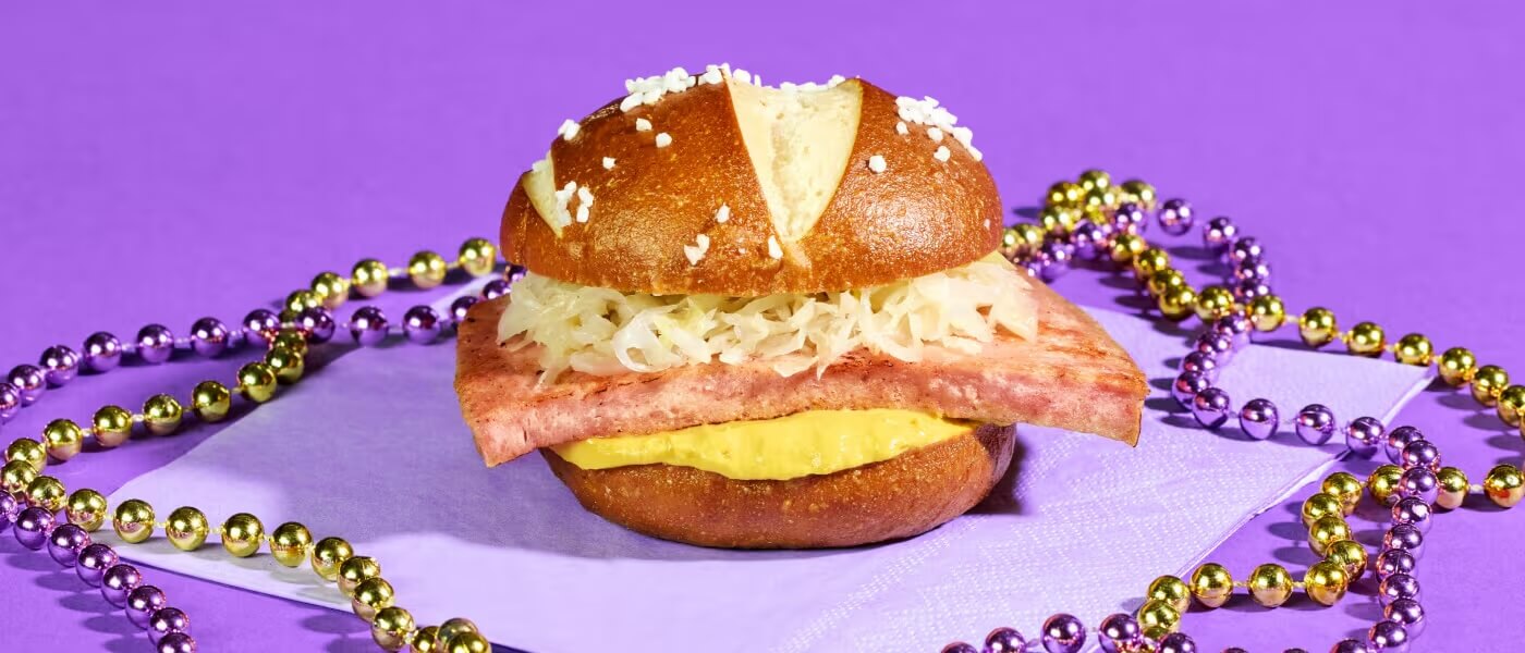 Universal Mardi Gras 2025