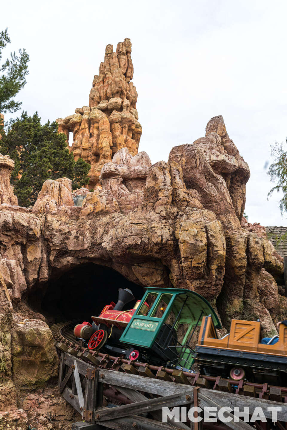 , Disneyland Update – Tiger Unleashed, Gate Update & Legal Fallout