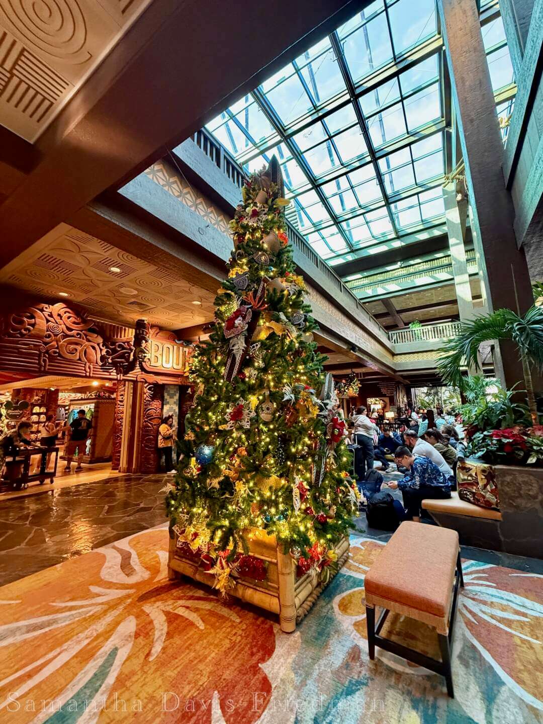 , MiceShots: A Festive Flight Through Disney’s Winter Wonderlands