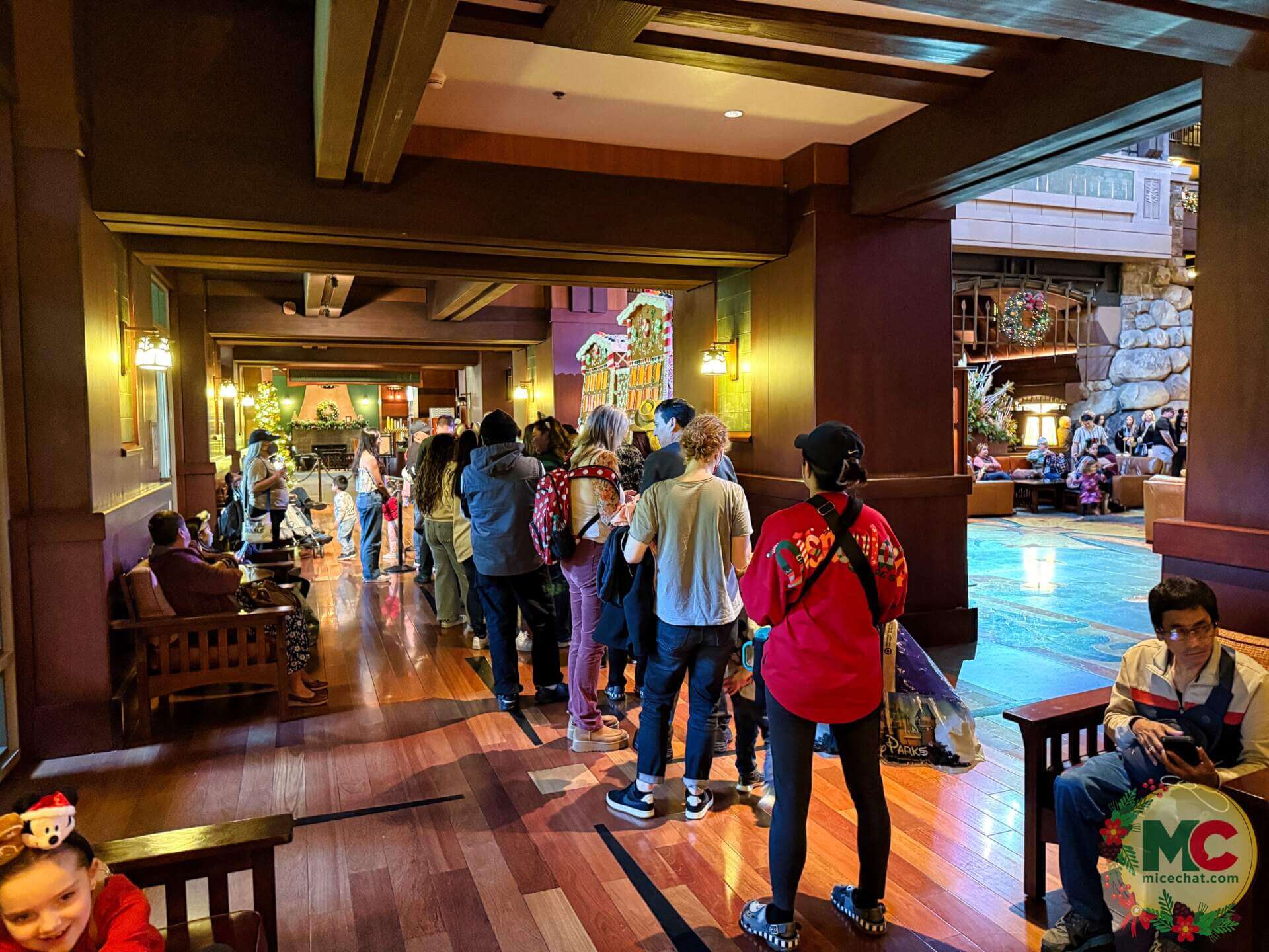, DISNEYLAND UPDATE: Holiday Humbugs, Haunted Happenings & the Pricing Paradox