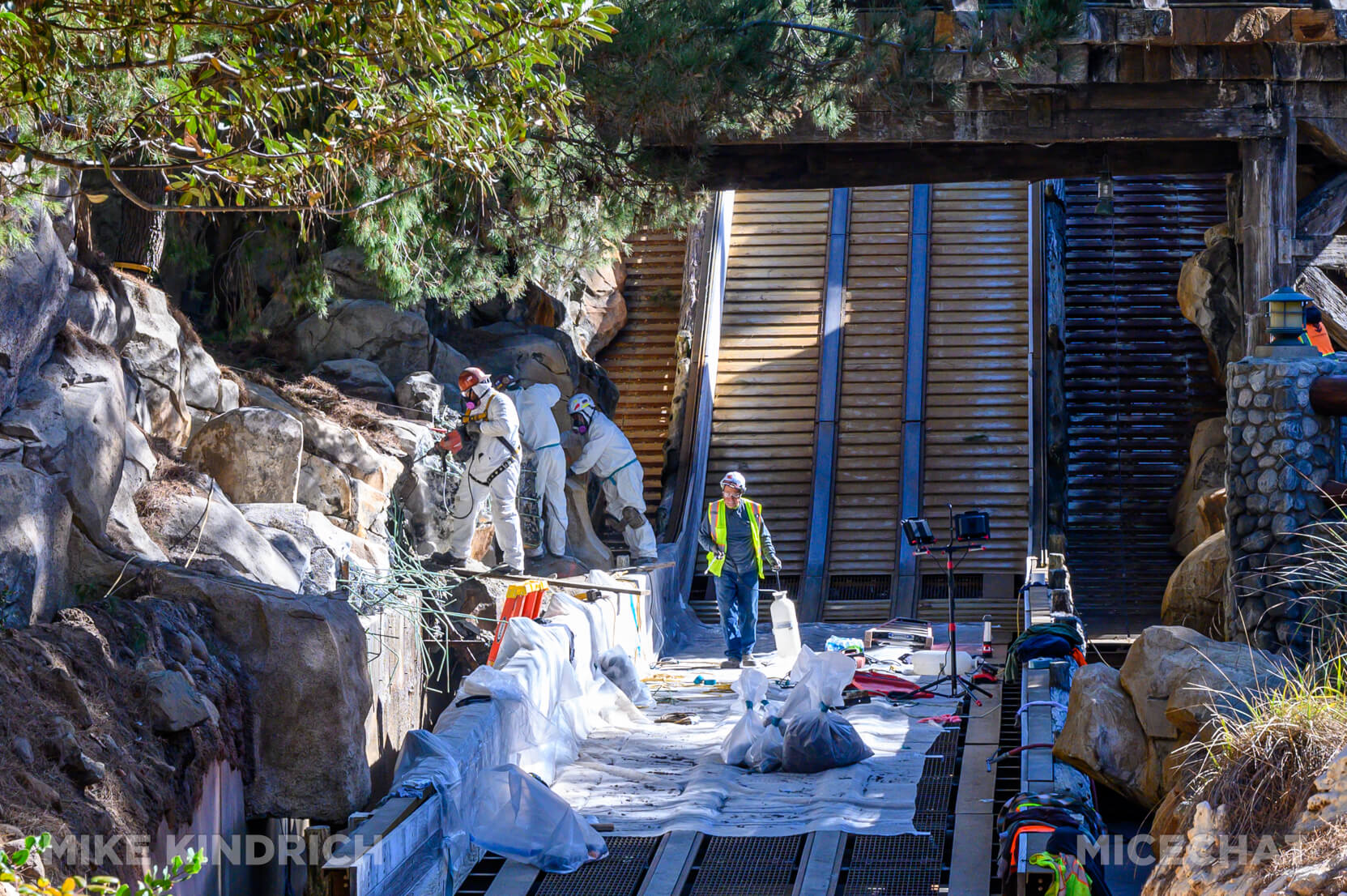 , DISNEYLAND UPDATE: I Do or I Don&rsquo;t? Lunar Fun & Building the Future!