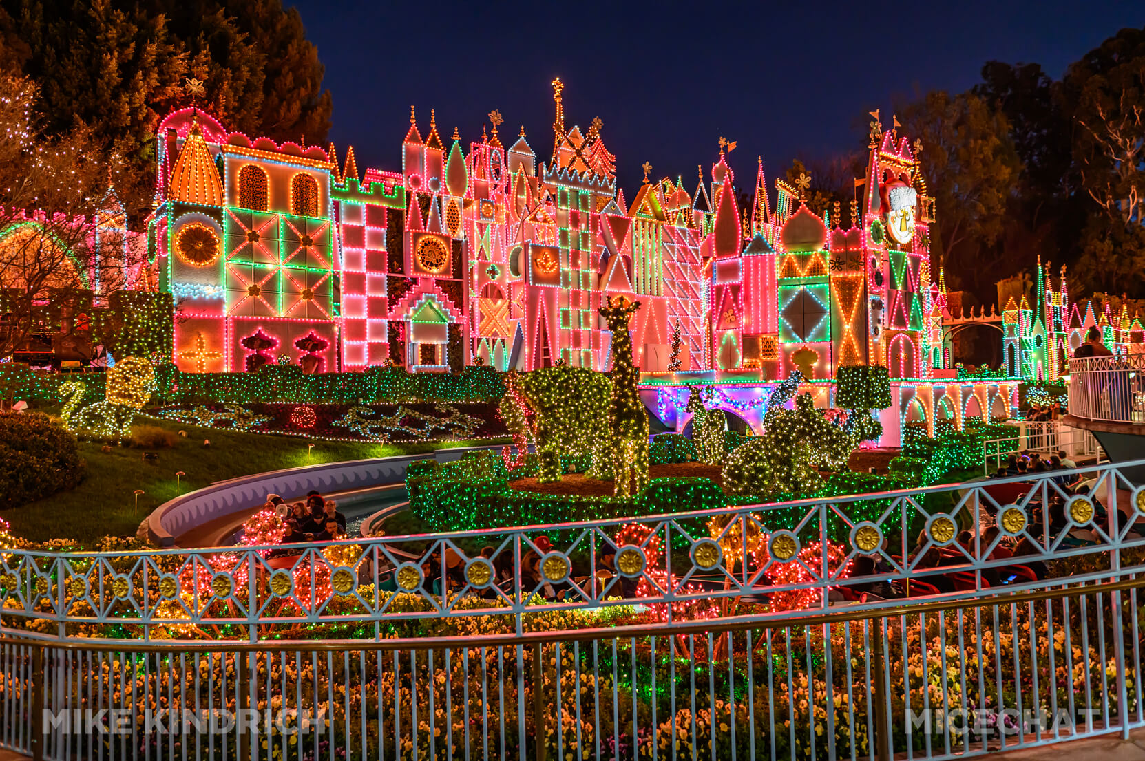 Disneyland News, DISNEYLAND UPDATE: Pink Slips & Poinsettias as Seasons Shift