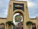 Universal Orlando Mardi Gras 2025 – 30th