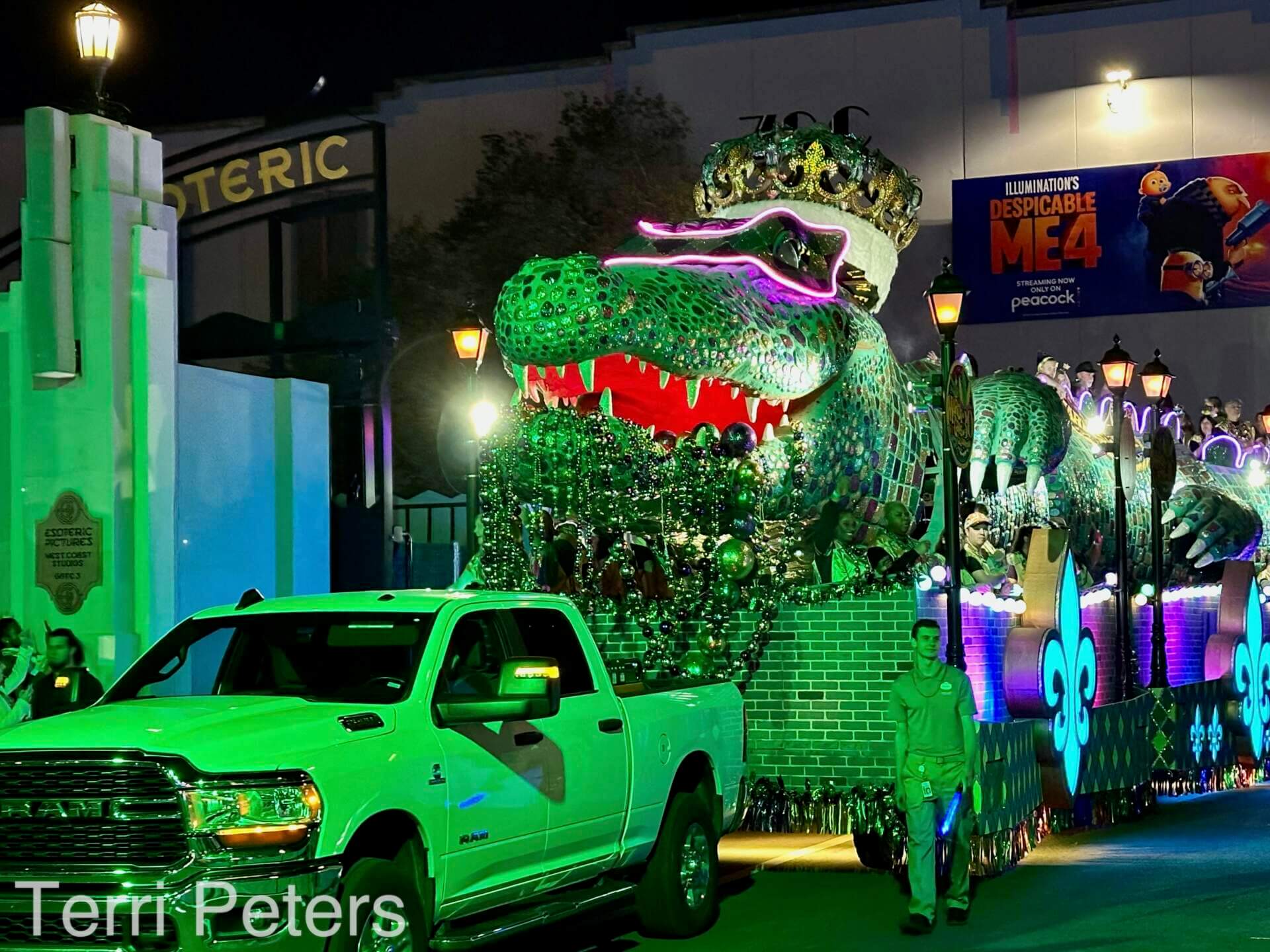 Universal Orlando Mardi Gras, Universal Orlando Mardi Gras 2025: Everything You (and Your Krewe) Need to Know!