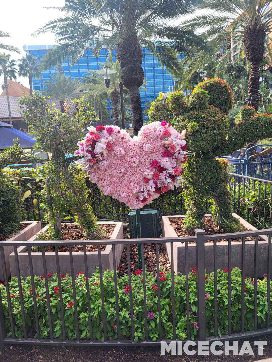 , DISNEYLAND UPDATE: Skywalker Steps In, Red Car Rolls Out & Mystery Solved!