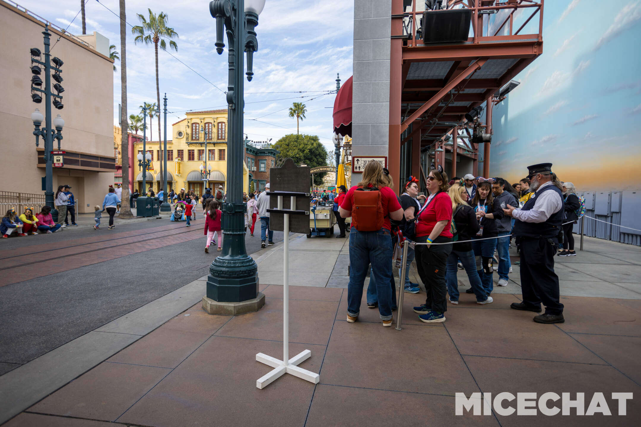 , DISNEYLAND UPDATE: Skywalker Steps In, Red Car Rolls Out & Mystery Solved!