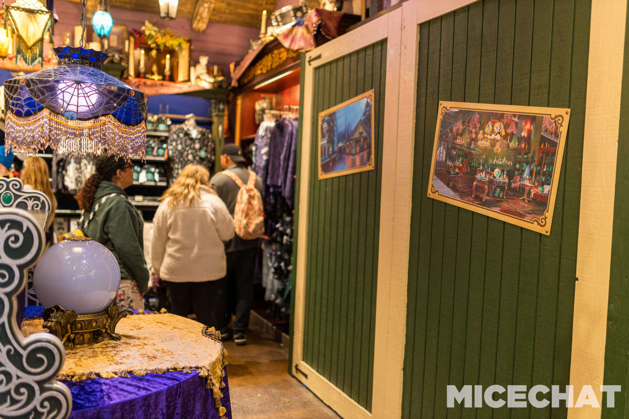 , DISNEYLAND UPDATE: Skywalker Steps In, Red Car Rolls Out & Mystery Solved!