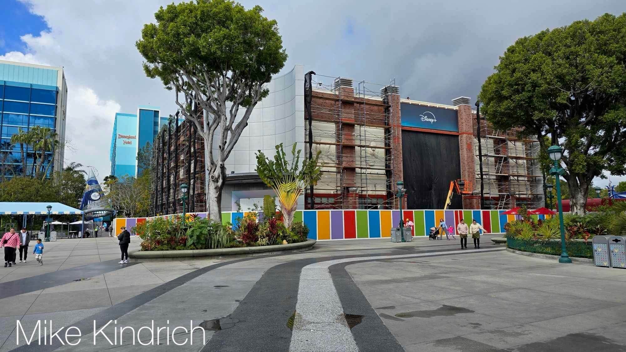 , DISNEYLAND UPDATE – Stormy Skies, Rising Moons & Delayed Debuts