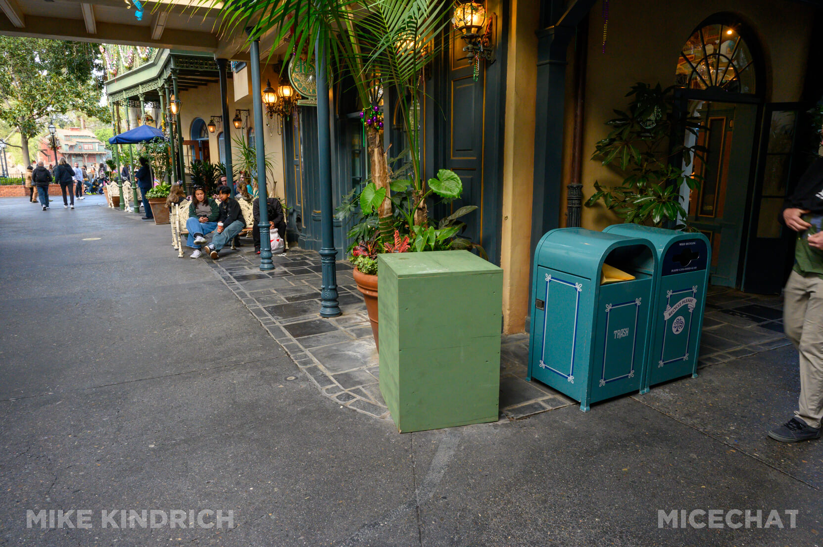 , DISNEYLAND UPDATE: End of the Line & Blasts from the Past!