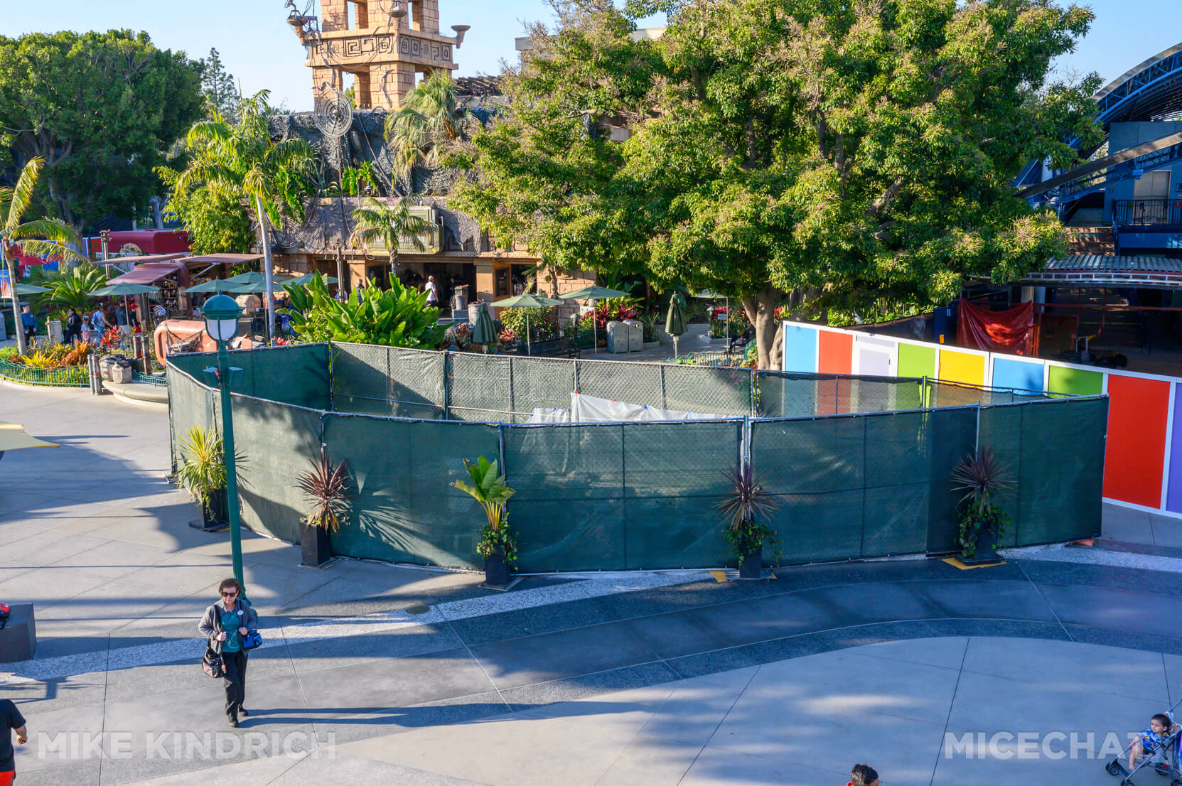 , DISNEYLAND UPDATE: Festival Bites, Soarin&rsquo; Flights & Crowds in Sight!