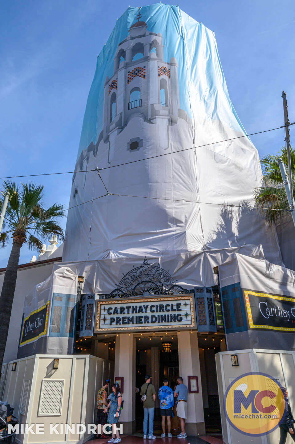 , DISNEYLAND UPDATE: Packed Parks, Show Shuttered & A Galaxy Too Far