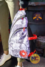 Disneyland_Galaxy’s Edge_Star Wars_Merchandise_Sling Bag_Cross Body Bag