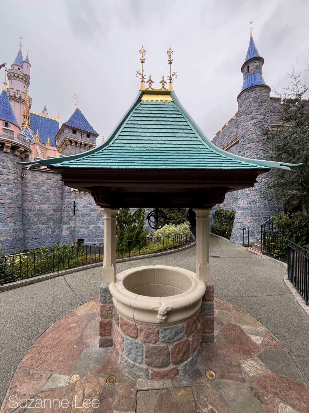 , DISNEYLAND UPDATE: A Hint of Green & A Wee Bit of Woe