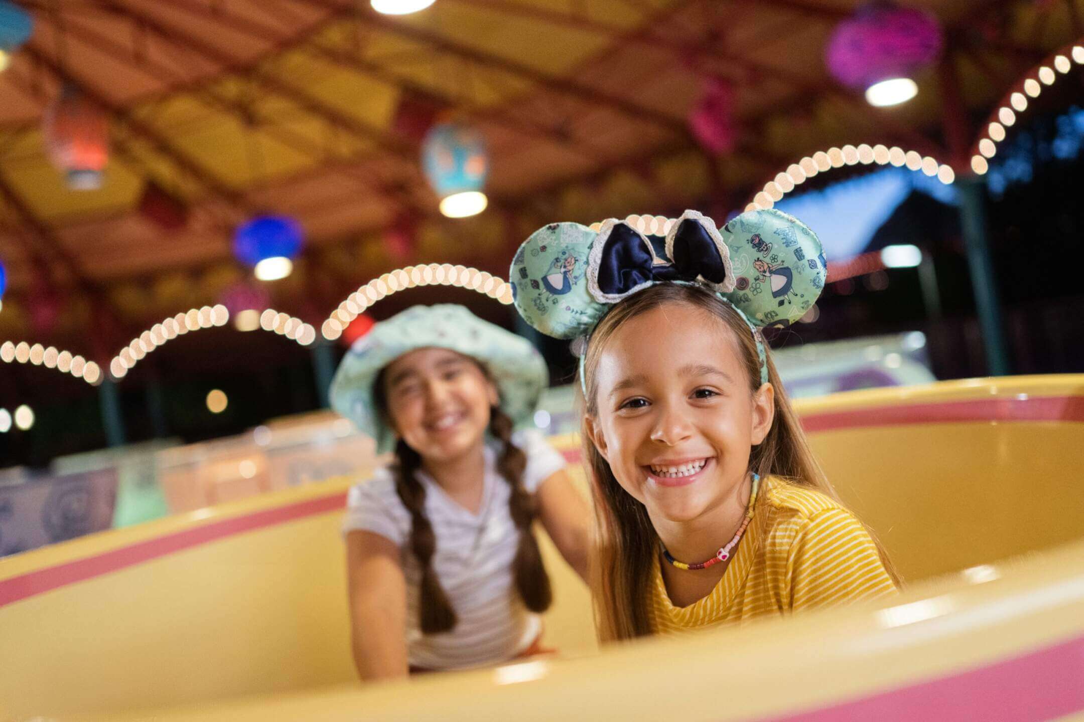 , WDW UPDATE: Huge Queues, New Clues & Big Stage News