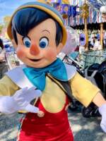 disneyland beauty characters pinocchio MiceChat