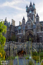 157_Universal Epic Universe_Dark Universe Frankenstein Manor evening