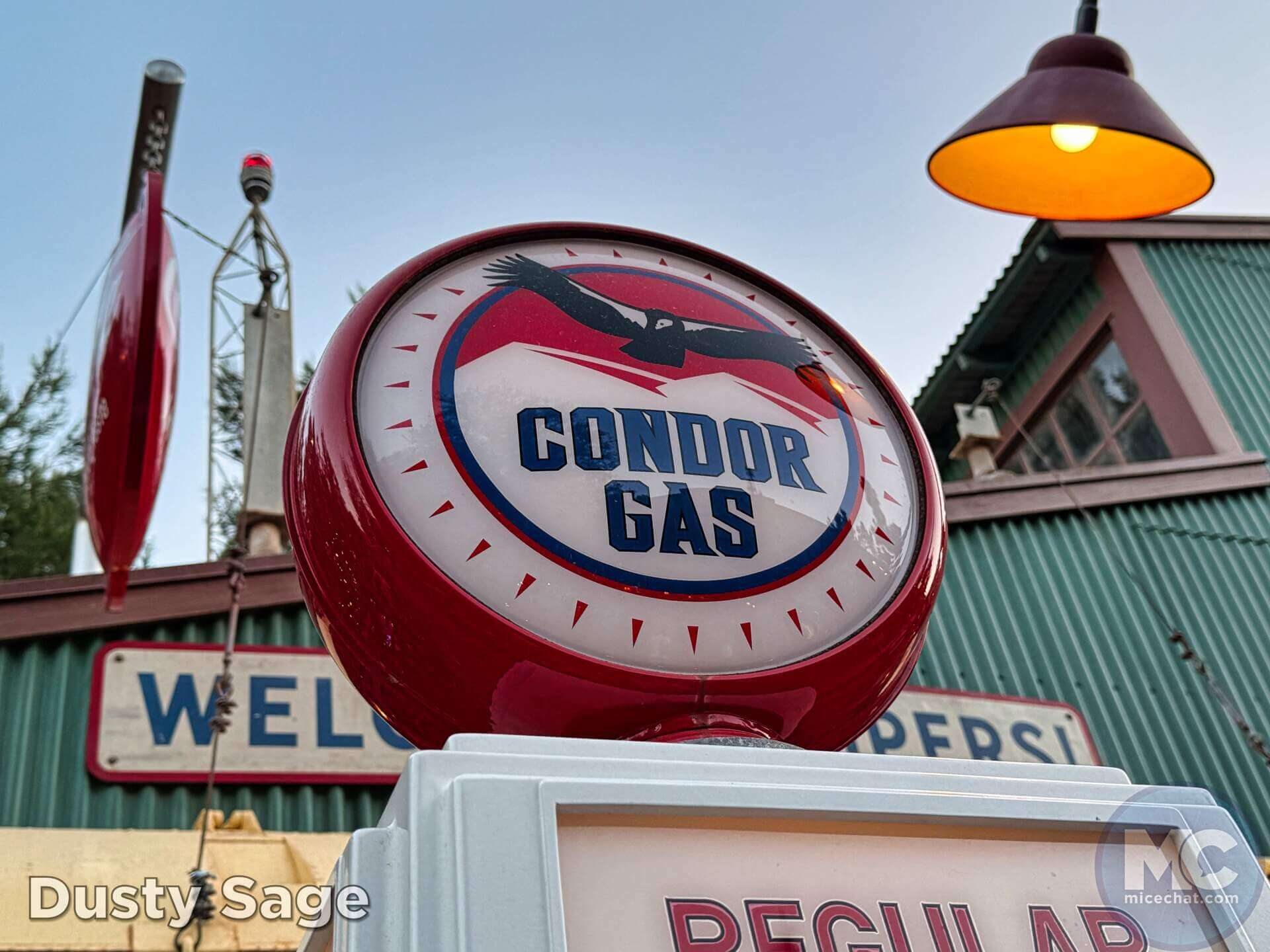 Disneyland News, DISNEYLAND UPDATE: Crowds, Construction & A Delayed World After All