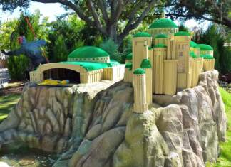 Yesterland: Star Wars Miniland (2012-2020) at LEGOLAND Florida Yesterland: Star Wars Miniland (2012-2020) at LEGOLAND Florida