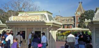Yesterland: Disneyland Park Ticket Booths