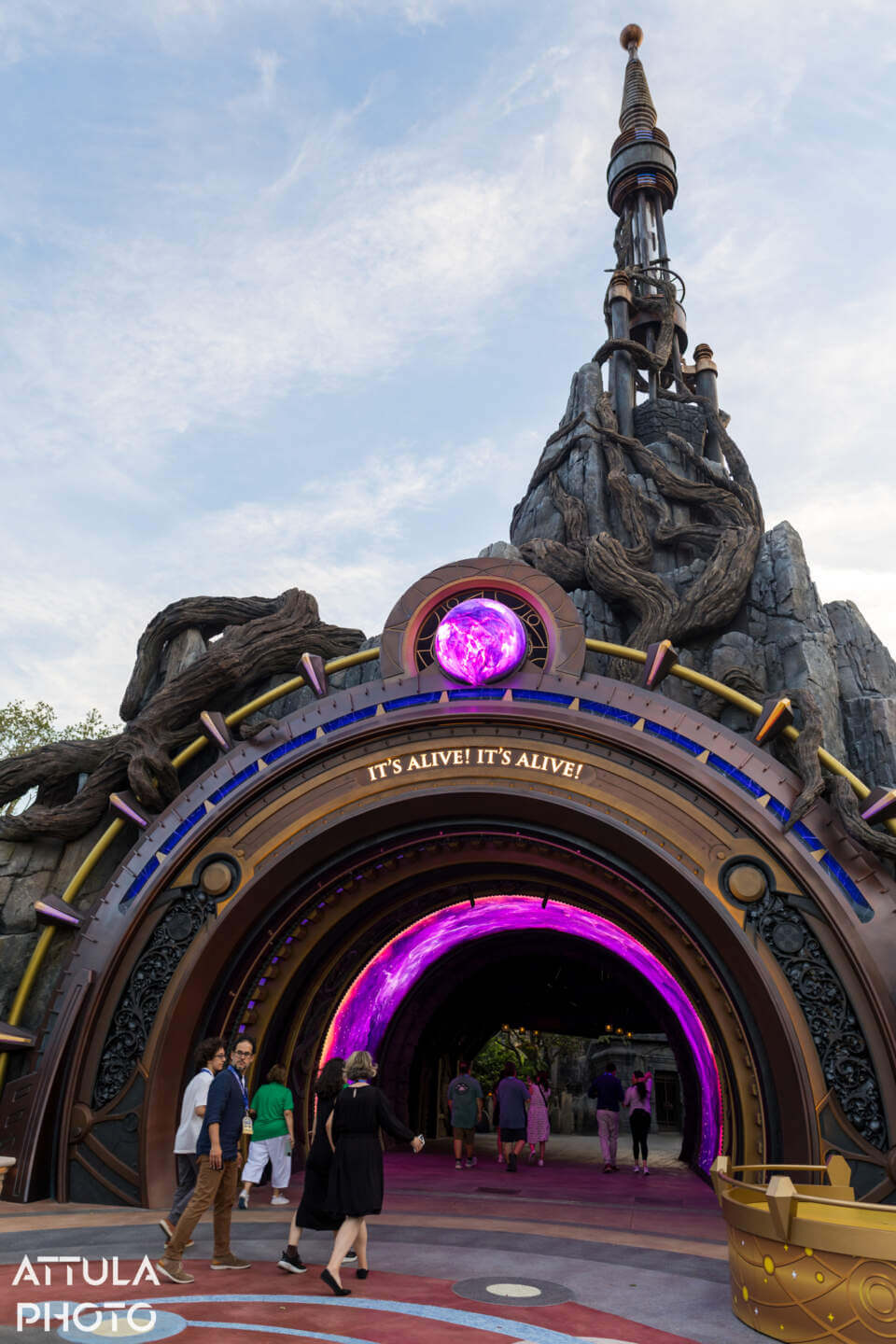 Dark Universe, NOW OPEN! Epic Universe Dark Universe Guide – It’s Alive!