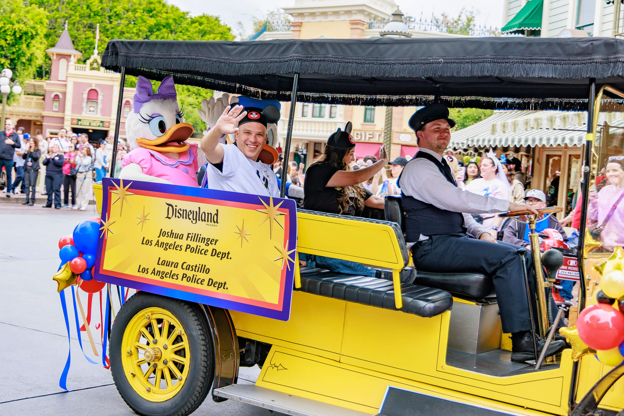 LA first responders, A Hero’s Welcome: Disneyland Salutes LA’s Brave First Responders