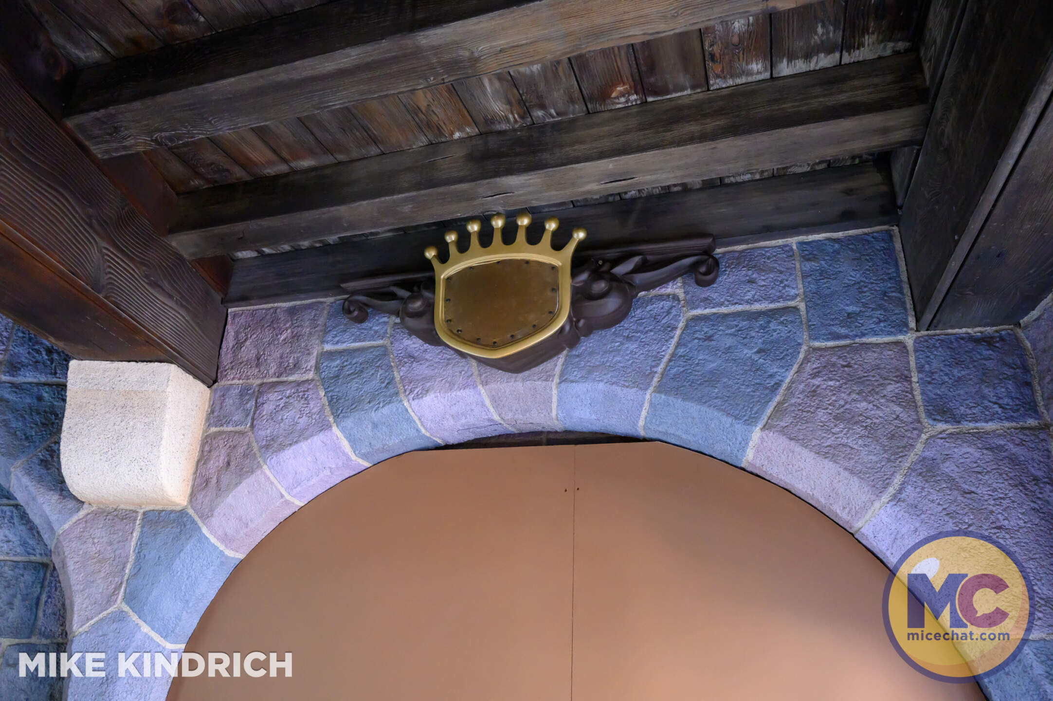 , DISNEYLAND UPDATE: Park Glow-Up, Red Guardian Drops In & Storefront Shake-Ups!