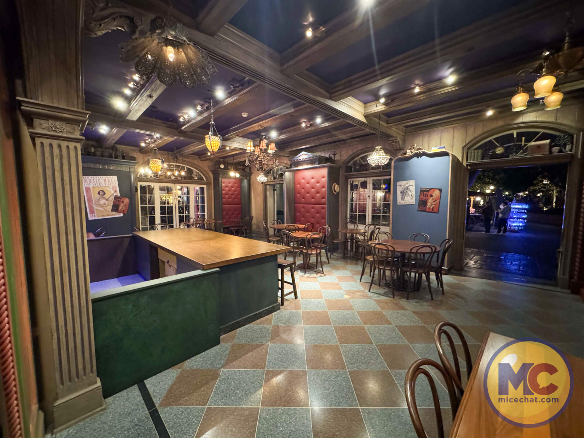 , DISNEYLAND UPDATE: Park Glow-Up, Red Guardian Drops In & Storefront Shake-Ups!
