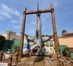 USH-Mega-Movie-Summer-Jaws-Photo-Op