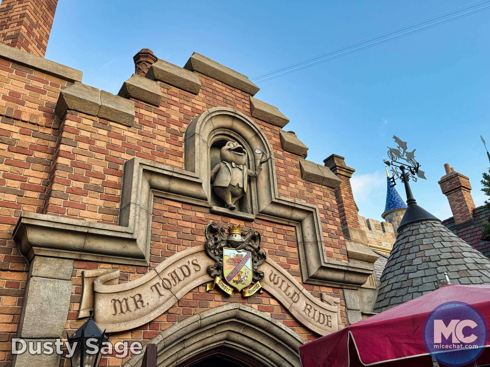 , DISNEYLAND UPDATE: Pirates Unplugged, Leota’s Legacy & Bubble Bonanza