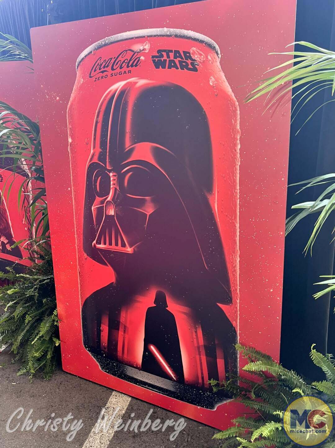 Coca-Cola x Star Wars, Coca-Cola x Star Wars: 30 New Designs, Disney Parks Exclusives & AR Fun!