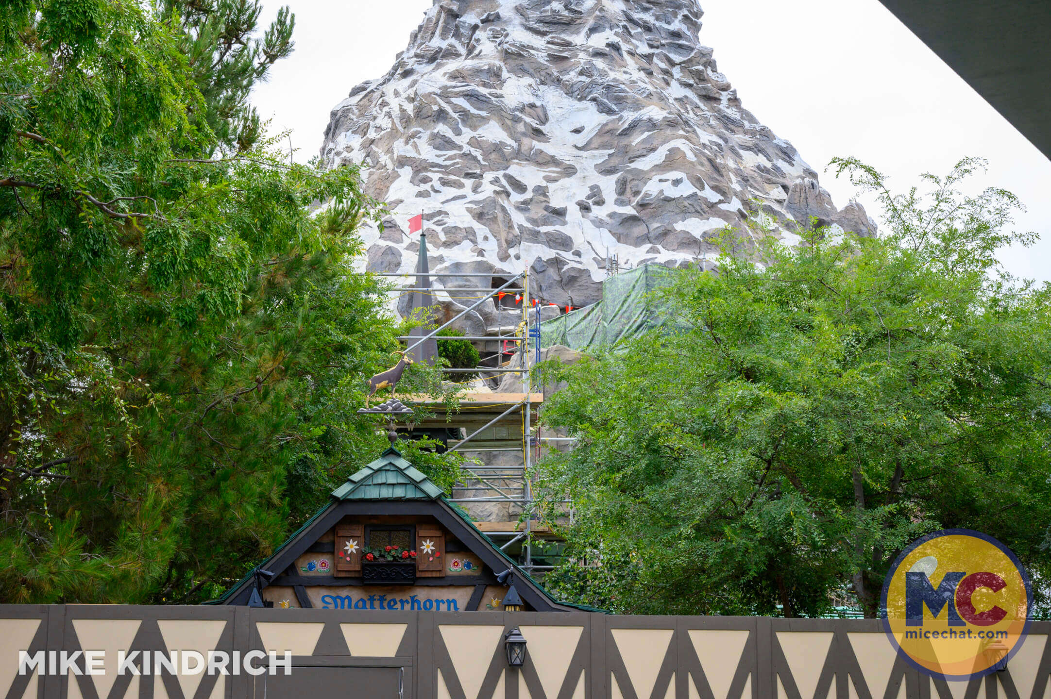 , DISNEYLAND UPDATE: Kim’s Goodbye, Coco’s Hello, Pandora Puzzlement & Construction Craziness!