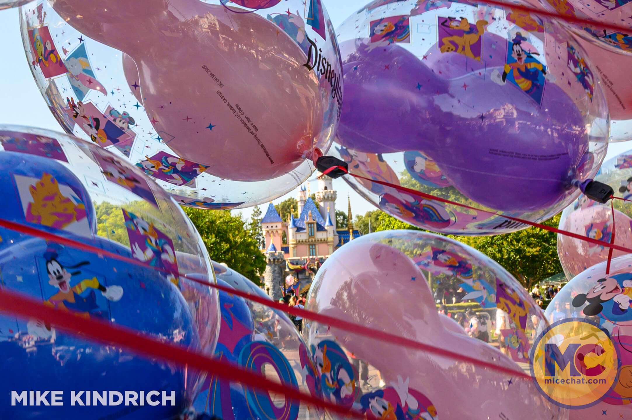 , DISNEYLAND UPDATE: Curious Crowds, Safety SNAFU & Exclusive Avengers Aerial!