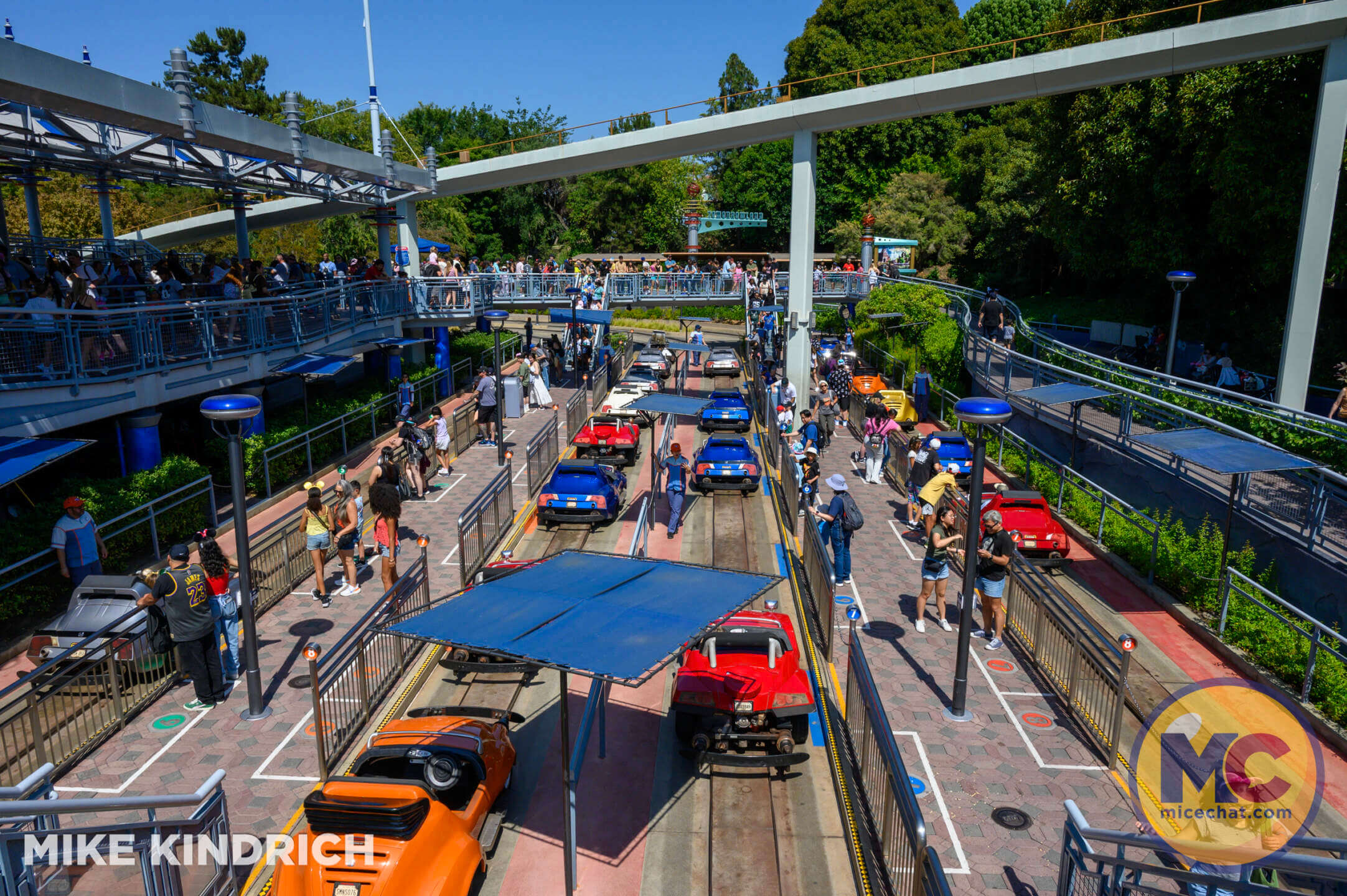 , DISNEYLAND UPDATE: Autopia Sparks, Star Wars Snarls & Summer Starts
