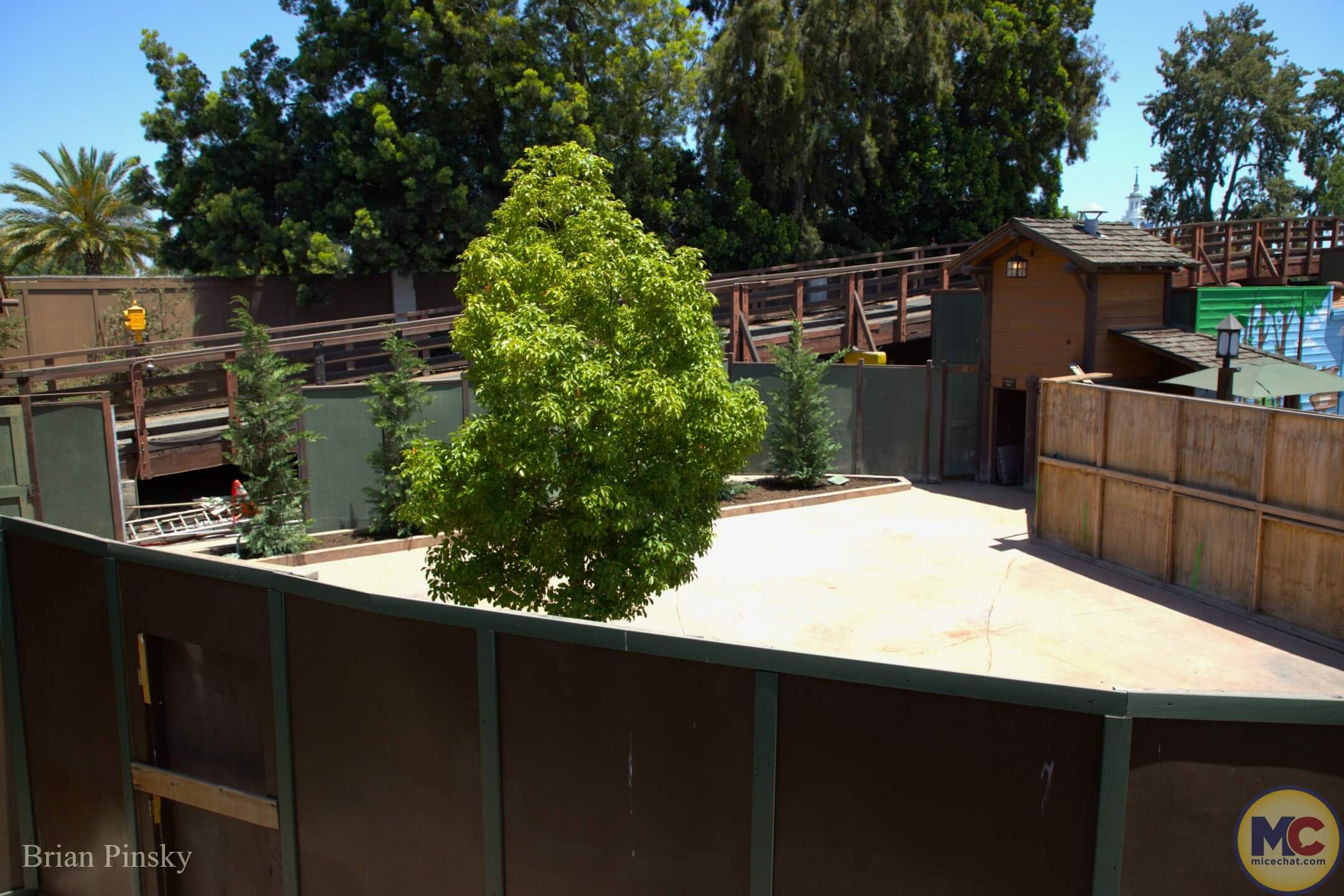 Knott’s Berry Farm construction update, Knott’s Berry Farm Update: Loops, Splashes, and Season Passes