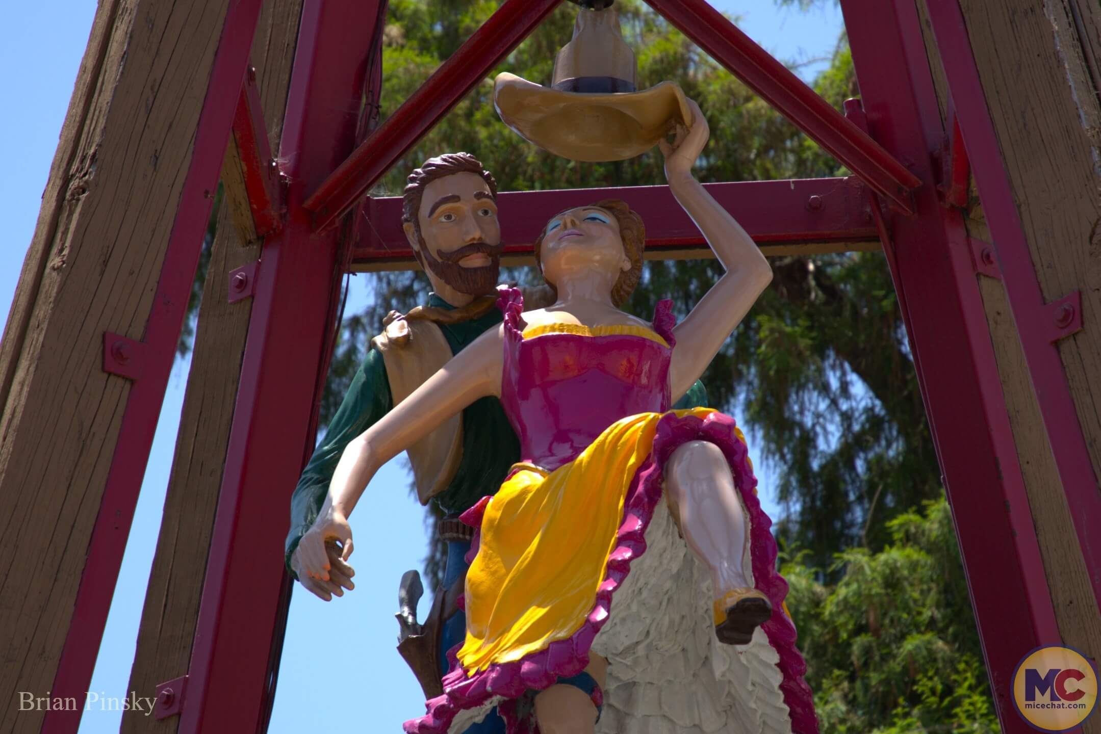 Knott’s Berry Farm construction update, Knott’s Berry Farm Update: Loops, Splashes, and Season Passes