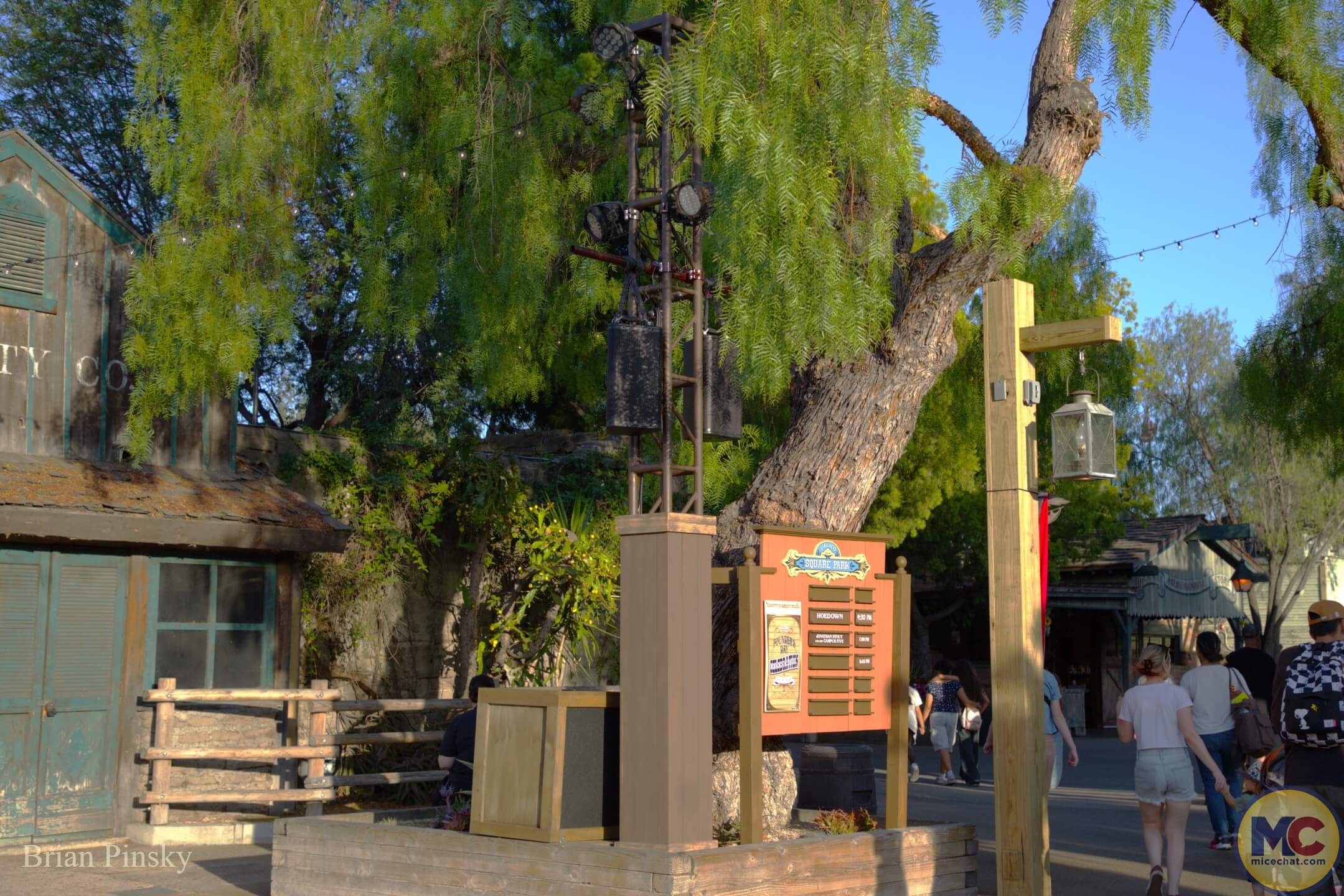 Knott’s Berry Farm construction update, Knott’s Berry Farm Update: Loops, Splashes, and Season Passes