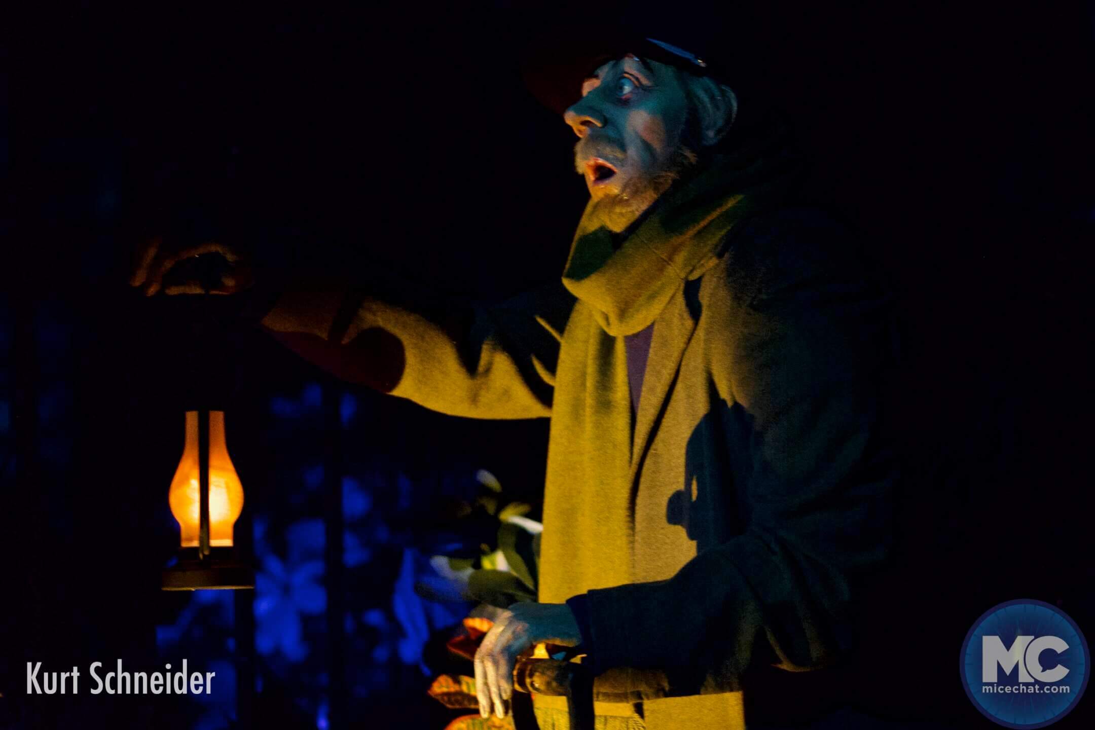 , DISNEYLAND UPDATE: Kim&rsquo;s Goodbye, Coco&rsquo;s Hello, Pandora Puzzlement & Construction Craziness!