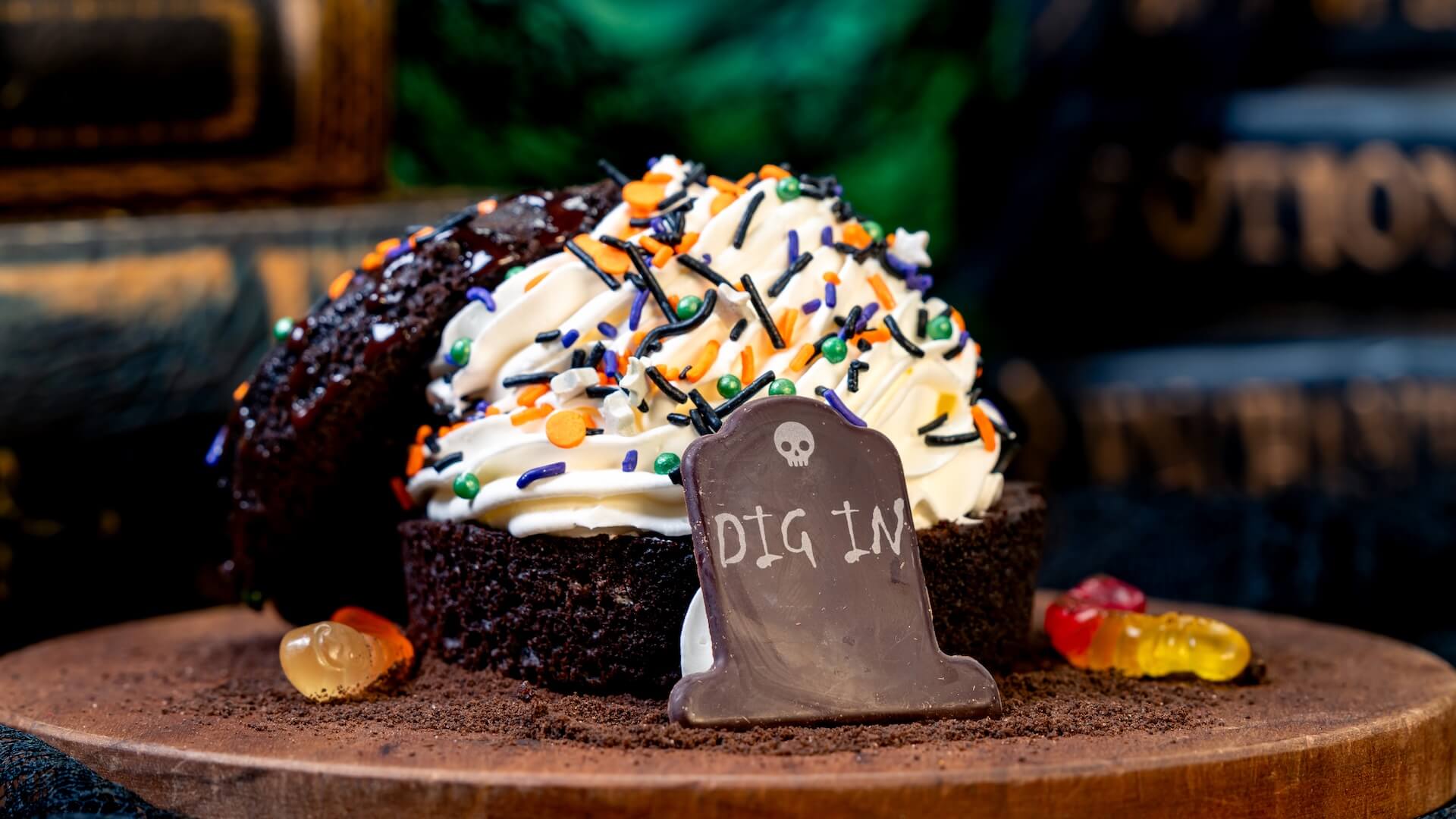 Halloween Time Disneyland 2025, DISNEYLAND HALLOWEEN TREATS 2025: Eat, Drink & Be Scary!