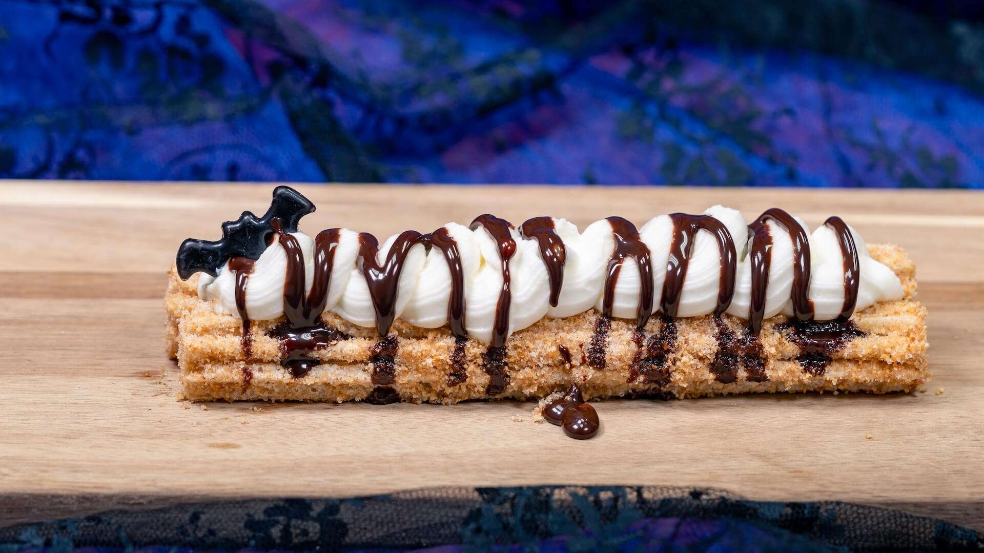 Halloween Time Disneyland 2025, DISNEYLAND HALLOWEEN TREATS 2025: Eat, Drink & Be Scary!