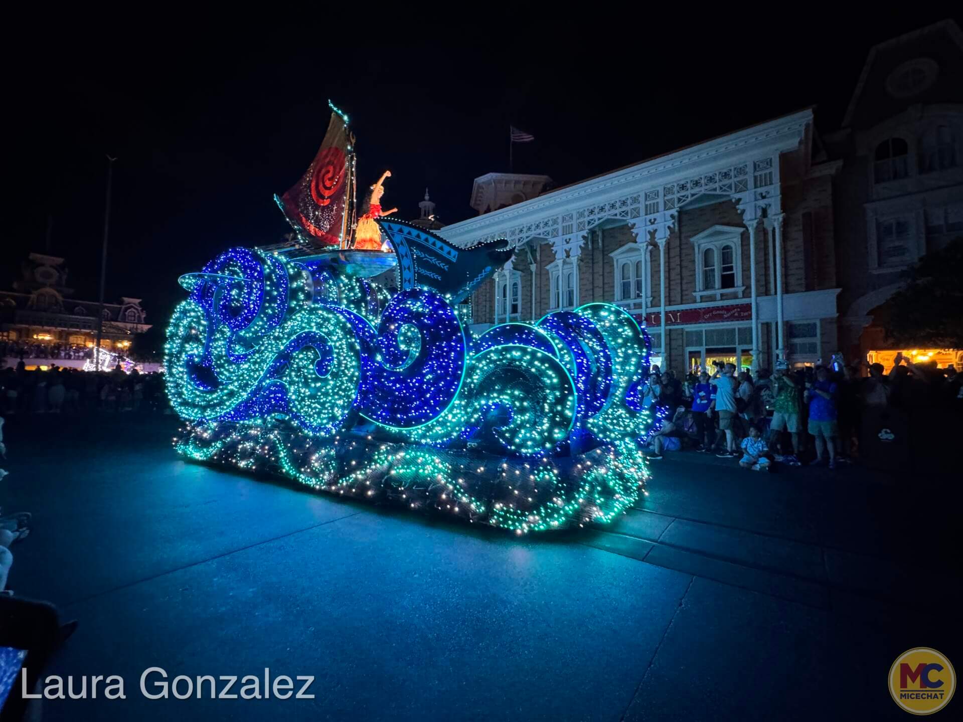 Starlight Parade, WDW UPDATE: New Parade, Revived Ride & A Not-So-Merry Goodbye
