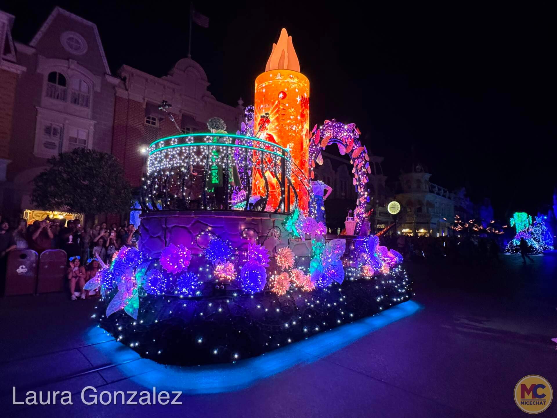 Starlight Parade, WDW UPDATE: New Parade, Revived Ride & A Not-So-Merry Goodbye