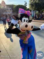 Disneyland Beauty Clara Belle Cow MiceChat