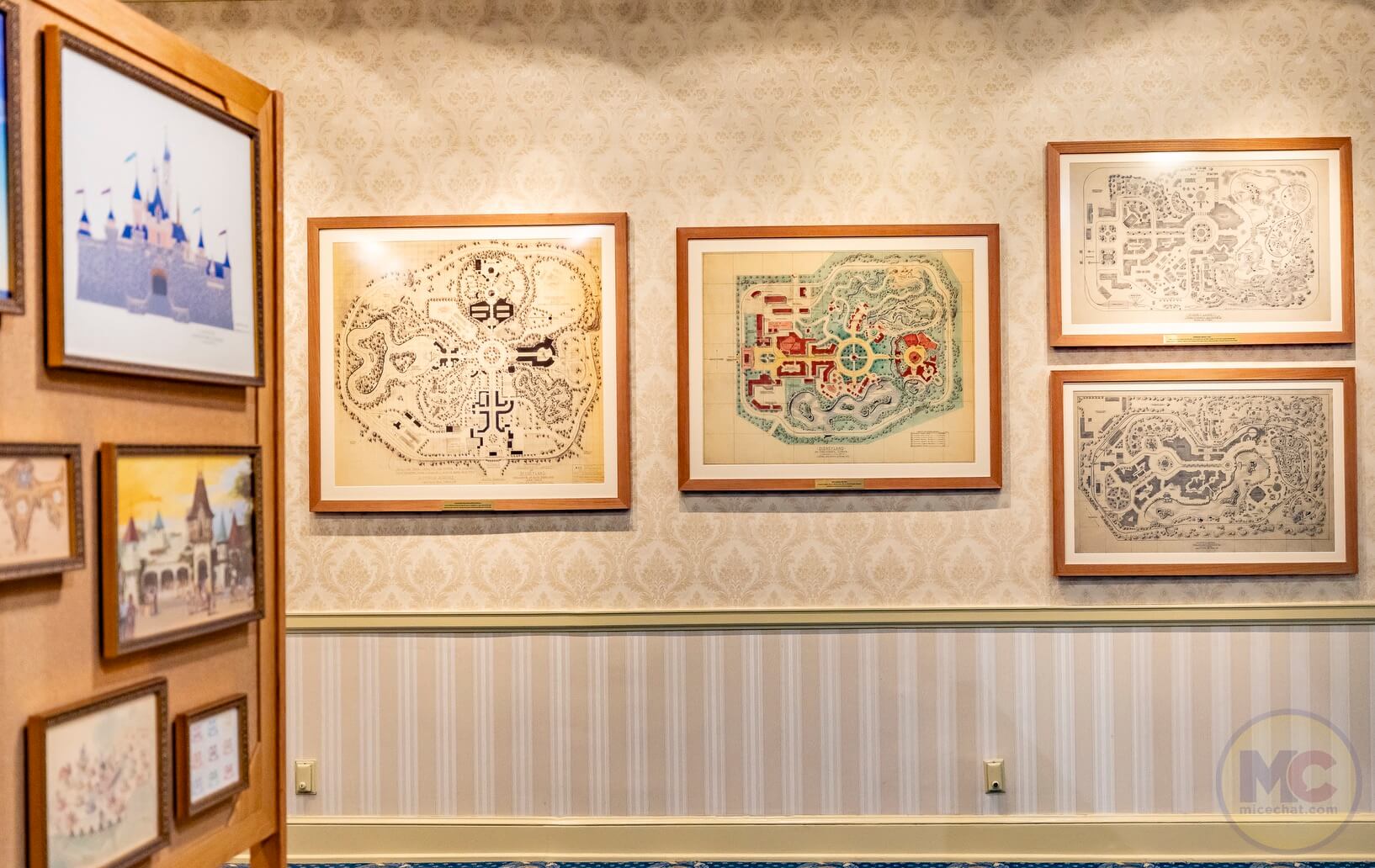 , DISNEYLAND UPDATE: Wobbly Walt, Zootopia Surprise & 70 Years of Fun!