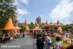 Disney California Adventure_Cars Land_Halloween Decorations_Cozy Cone_Jack-O-Lanterns