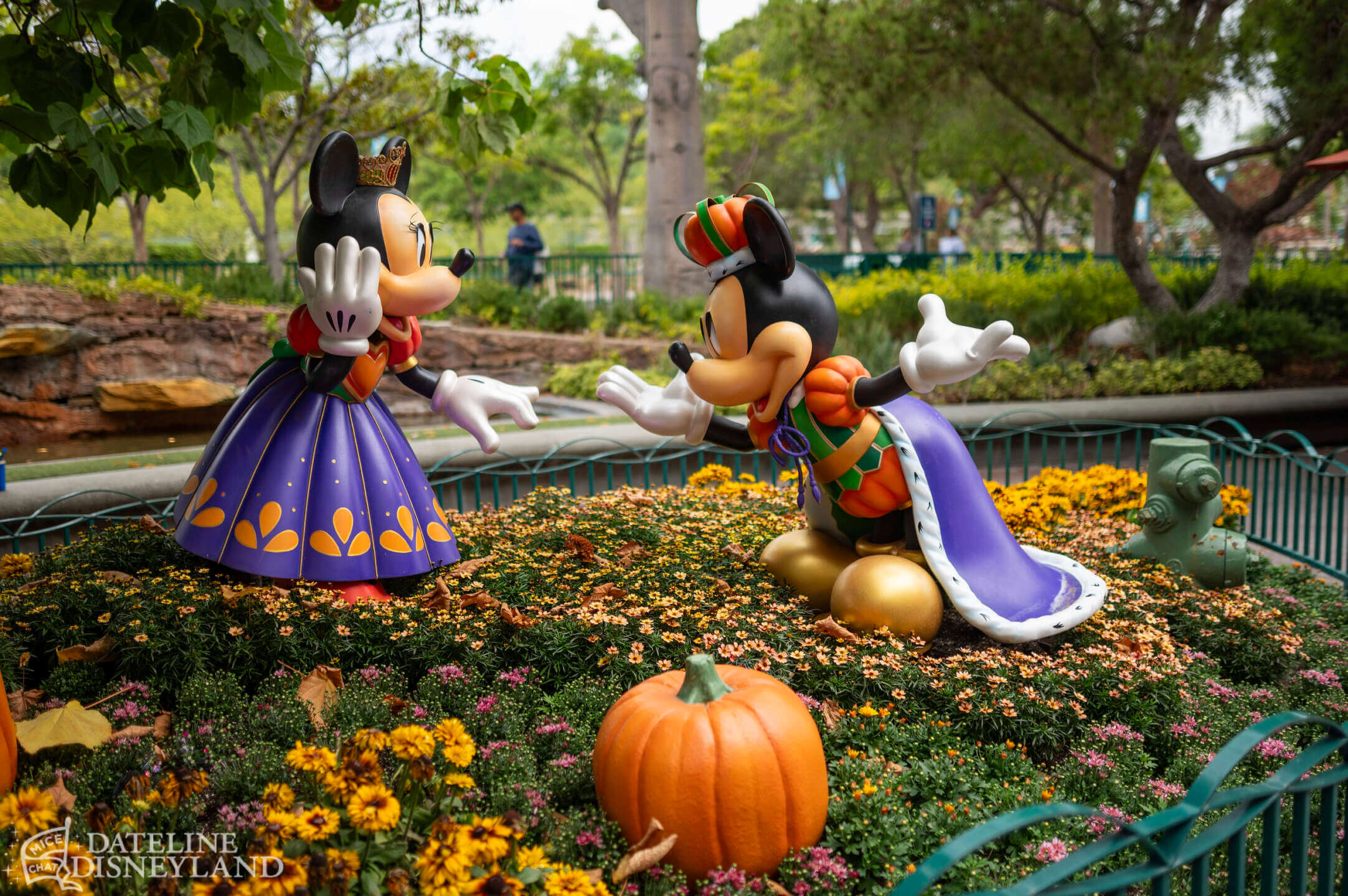Halloween Time, Disneyland Update: Halloween Time Treats… And a Few Tricks!