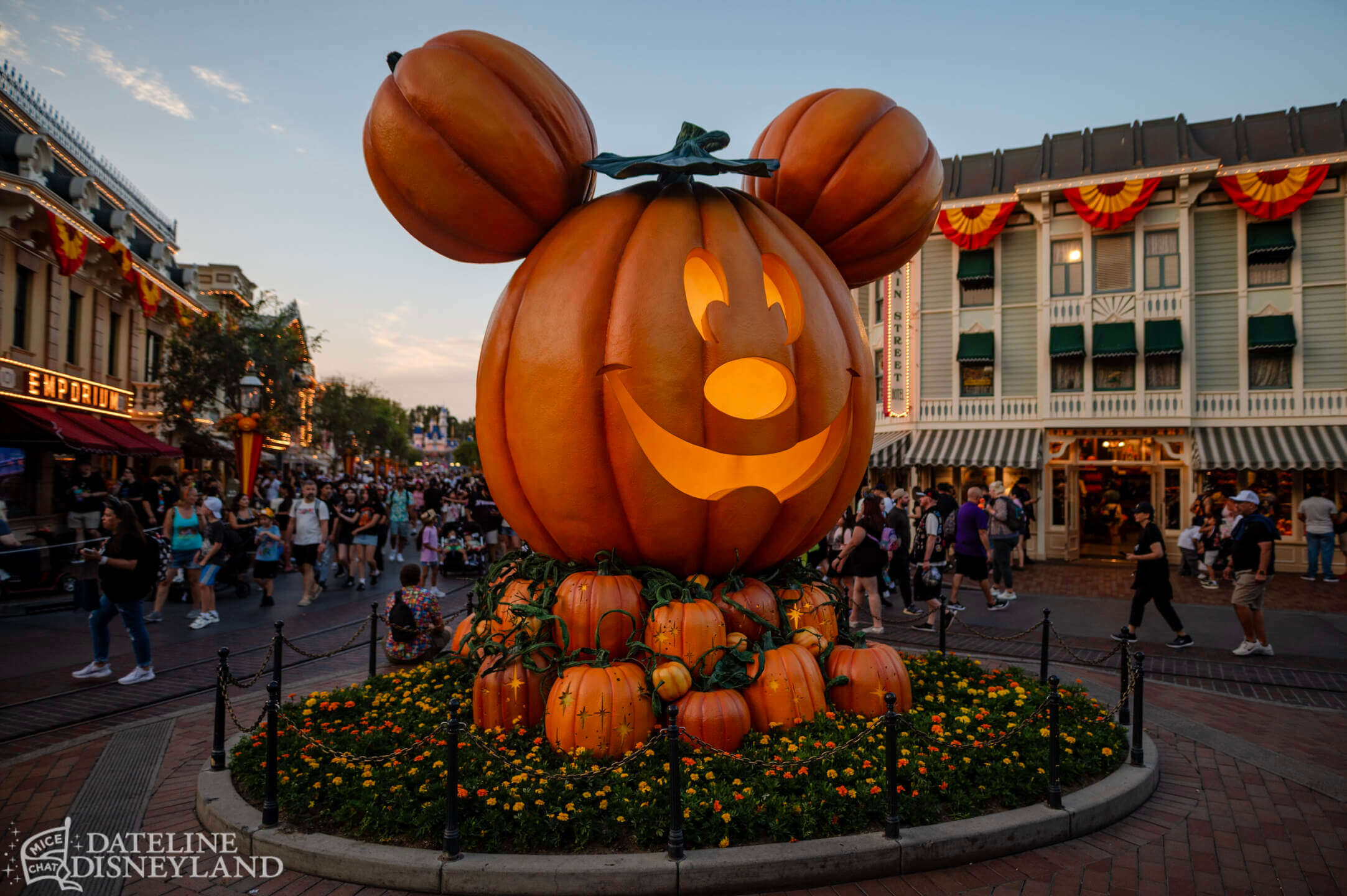 Disneyland Halloween Time Main Street USA Mickey Mouse jack-o